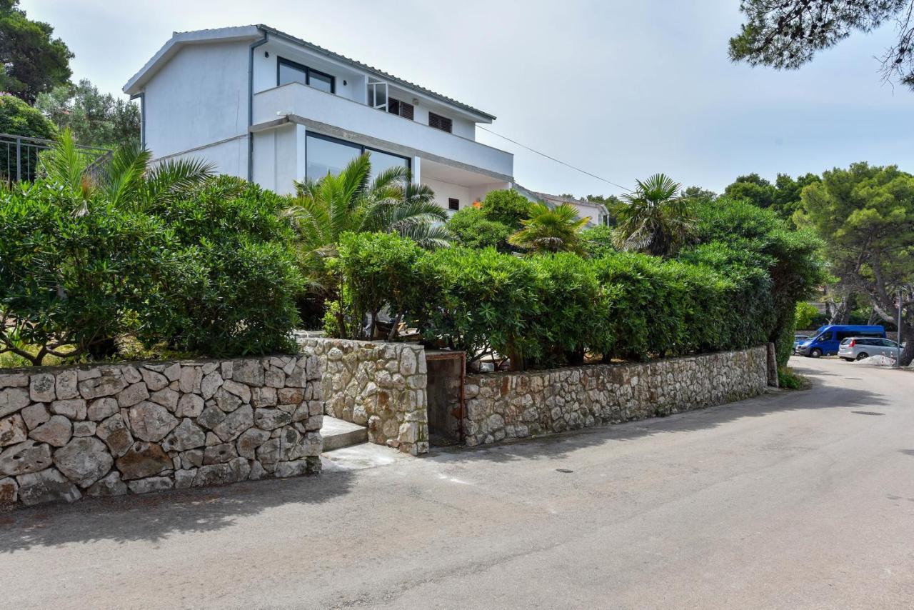 Lazaneo Seafront Apartments, Jelsa  Exteriör bild