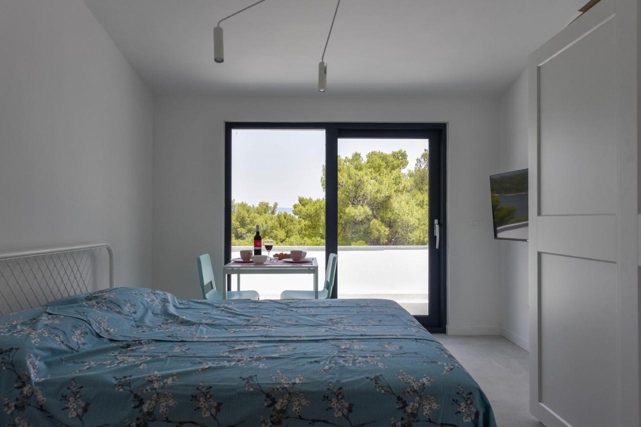 Lazaneo Seafront Apartments, Jelsa  Exteriör bild