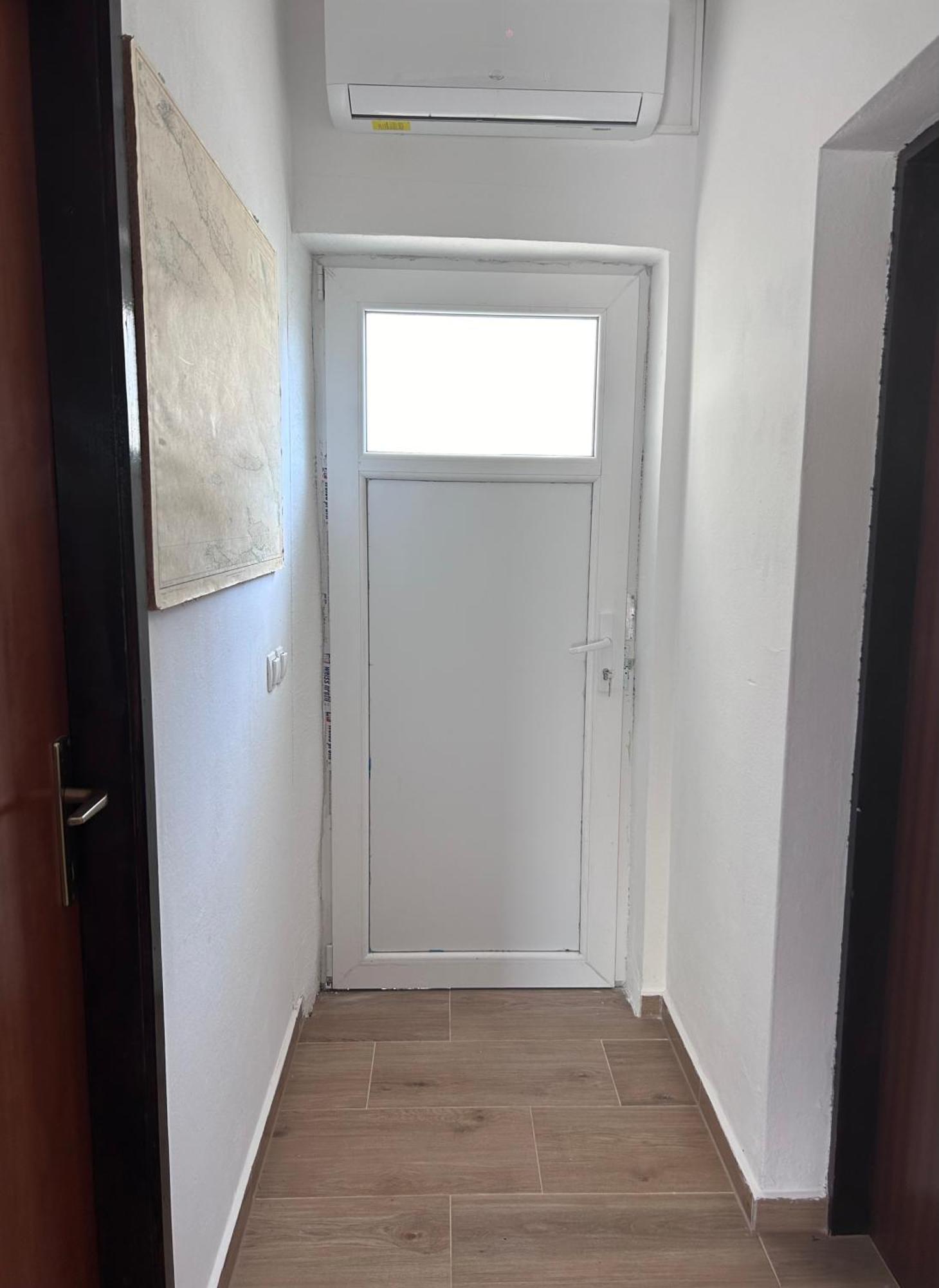 Lazaneo Seafront Apartments, Jelsa  Rum bild